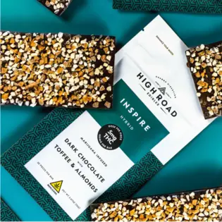 (g) Inspire Dark Chocolate Almond, Toffee & Sea Salt - Hybrid